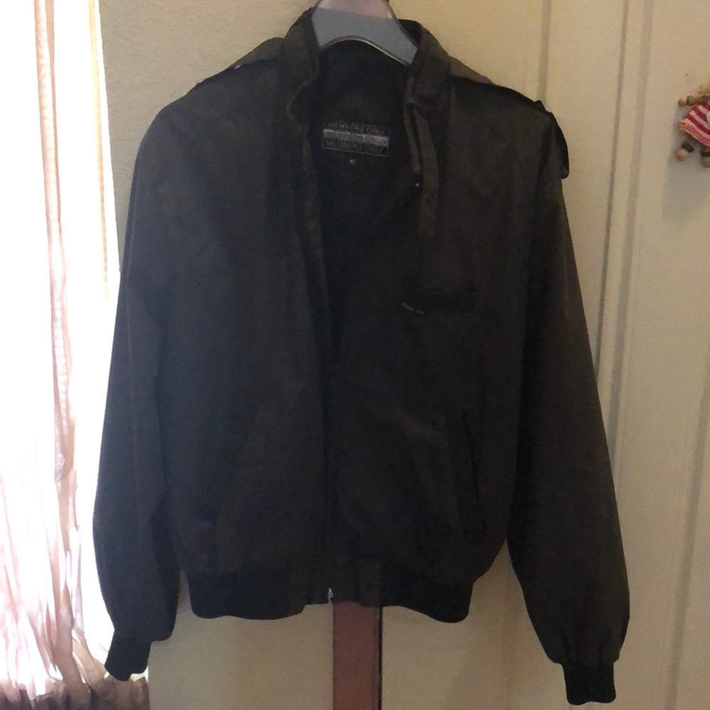Men’s vintage Members only size 42 black jacket